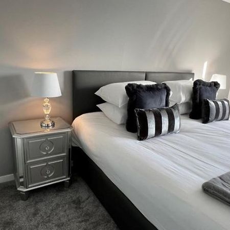 Modern & Spacious 2 Bed Merchant City Apart-High St غلاسغو المظهر الخارجي الصورة